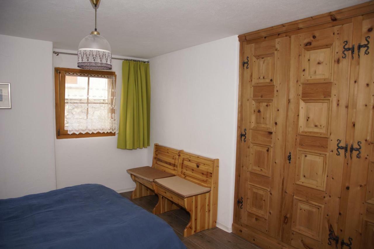 Apartamento Chasa Melchior Zernez Exterior foto